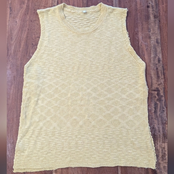 ✨FINAL PRICE✨ Knit Yellow Summer Tank & Shorts Set - Picture 6 of 9